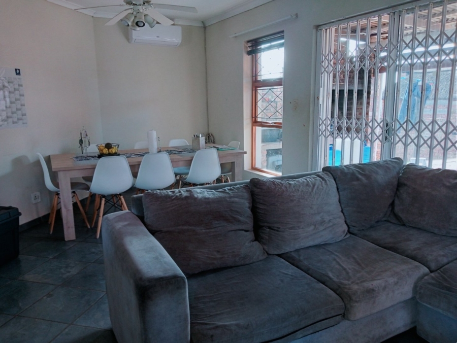 3 Bedroom Property for Sale in Strelitzia Park Eastern Cape